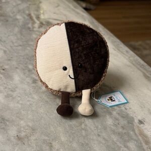 Jellycat Amuseables Black and White Cookie NEW YORK EXCLUSIVE
